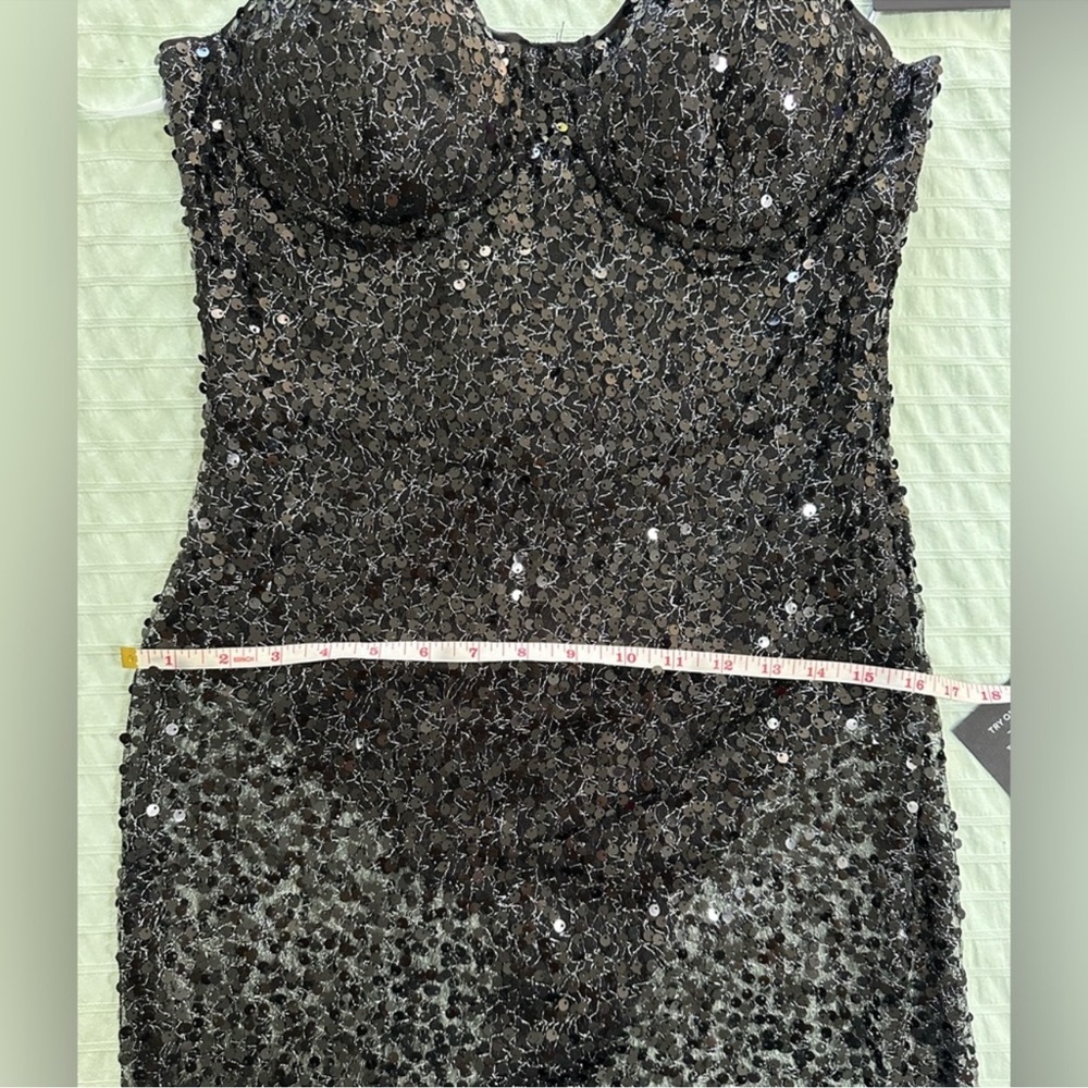 NWT Lulu’s Enticing Mindset Black Sheer Mesh Sequin Lace-Up Maxi Dress - Medium - Picture 8 of 14
